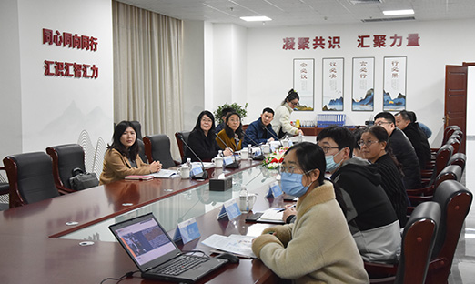 热烈欢迎通辽协同创新钻研院副院长、成就转化中心主任赵保红、副主任陈秀娟博士一行莅临1xBET集团参观互换