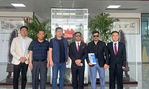 热烈欢迎尼泊尔国度工商结合会秘书长卡玛尔·巴哈杜尔·卡基先生一行莅临1xBET集团，共寻合作新机缘